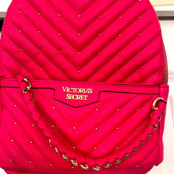 NWOT Victoria Secret bright pink-Fuchsia backpack - Picture 7 of 12